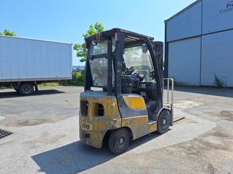 Carrello elevatore frontale a 4 ruote Yale GDP18VX