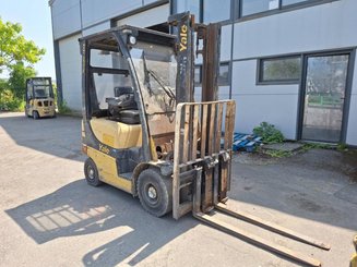 Carrello elevatore frontale a 4 ruote Yale gdp16vx