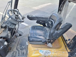Carrello elevatore frontale a 4 ruote Yale gdp16vx