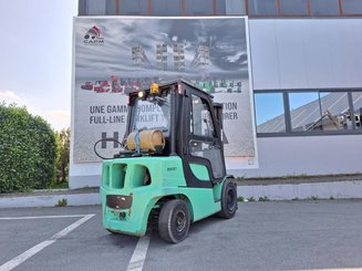 Carrello elevatore frontale a 4 ruote Yale GLP30VX