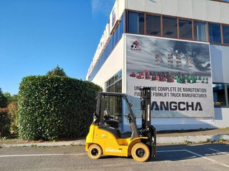 Carrello elevatore frontale a 4 ruote Hangcha XE18i (CPD18-XEY2HA-SI) 