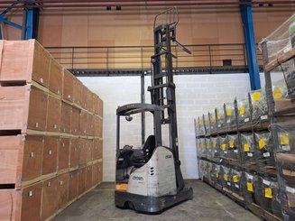 Carrelli retrattili Crown ESR 5260-14 OPT 2