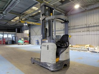 Carrelli retrattili Crown ESR 5260
