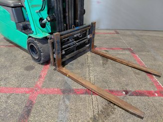 Carrello elevatore frontale a 3 ruote Mitsubishi FB20NT