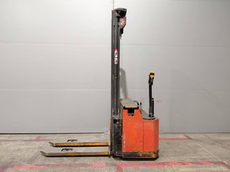 Stoccatori guida in accompagnamento STILL EGV14 - 5