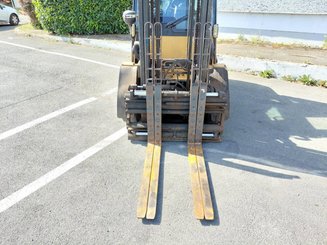 Carrello elevatore frontale a 4 ruote Caterpillar DP40N