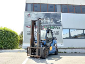 Carrello elevatore frontale a 4 ruote Caterpillar GP50NTD