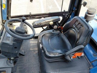 Carrello elevatore frontale a 4 ruote Caterpillar GP50NTD