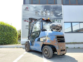 Carrello elevatore frontale a 4 ruote Caterpillar GP50NTD