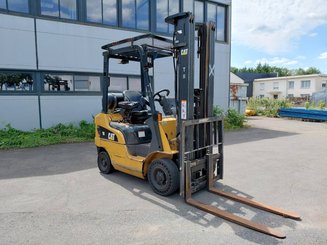 Carrello elevatore frontale a 4 ruote Caterpillar GP18NTD