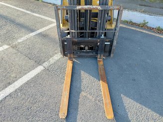 Carrello elevatore frontale a 4 ruote Caterpillar GP18NTD