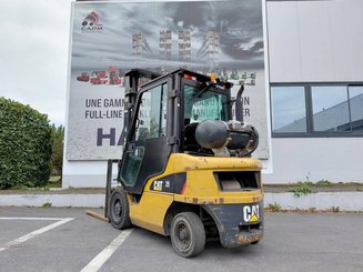 Carrello elevatore frontale a 4 ruote Caterpillar GP25NTD