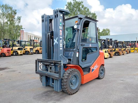 Carrello elevatore frontale a 4 ruote Heli CPYD25 - 1