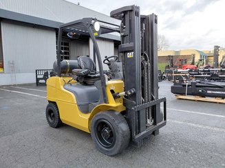 Carrello elevatore frontale a 4 ruote Caterpillar GP30N