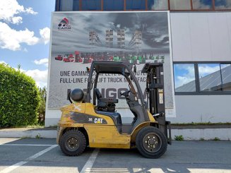 Carrello elevatore frontale a 4 ruote Caterpillar GP30N