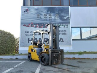 Carrello elevatore frontale a 4 ruote Caterpillar GP30NTD