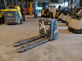 Transpallet guida in accompagnamento Crown WP3020-2.0