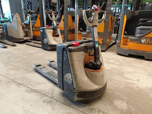 Transpallet guida in accompagnamento Crown WP3020-2.0 - 1