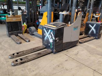 Transpallet con pedana Crown WT3040 2.00