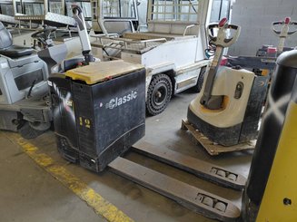 Transpallet con pedana Caterpillar NPV20N
