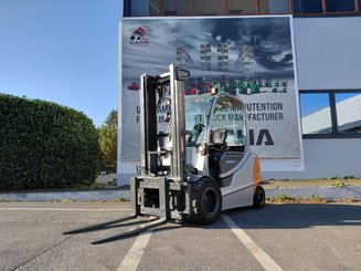 Carrello elevatore frontale a 4 ruote STILL RX60-50