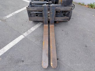 Carrello elevatore frontale a 4 ruote STILL R60-25