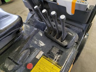 Carrello elevatore frontale a 4 ruote STILL R60-25