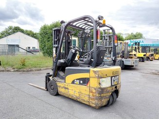 Carrello elevatore frontale a 3 ruote Caterpillar EP18NT - 16