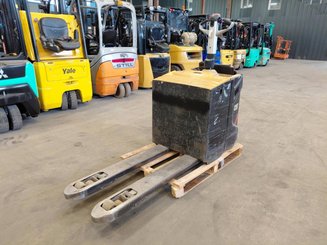 Transpallet con pedana Caterpillar NPV20N2