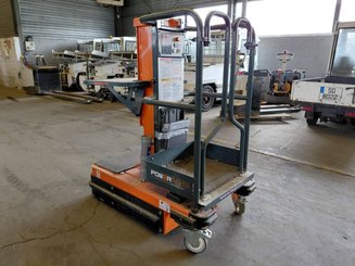 Navicella a gruppo di sollevamento verticale JLG POWER PICKER