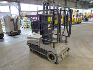 Navicella a gruppo di sollevamento verticale JLG 10MSP