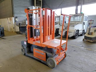 Navicella a gruppo di sollevamento verticale JLG TOUCAN DUO