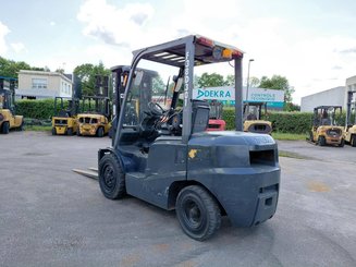 Carrello elevatore frontale a 4 ruote TCM FD30T3 - 3