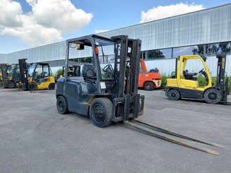 Carrello elevatore frontale a 4 ruote TCM FD30T3 - 1