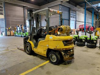 Carrello elevatore frontale a 4 ruote Caterpillar GP30NTD