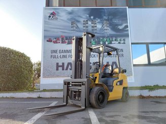 Carrello elevatore frontale a 4 ruote Caterpillar GP30NTD