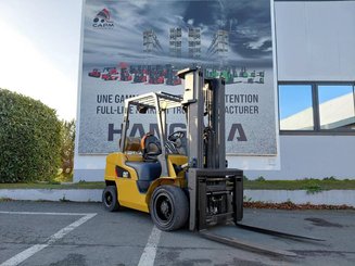Carrello elevatore frontale a 4 ruote Caterpillar GP30NTD