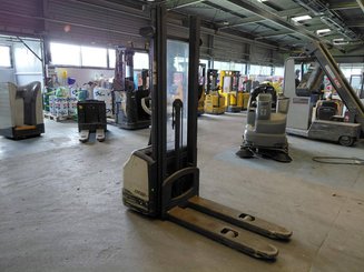 Stoccatori guida in accompagnamento Crown WF3000 1.2