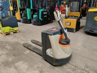 Transpallet guida in accompagnamento Crown WP3020-2.0