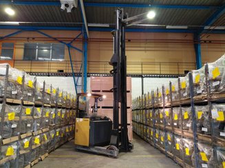 Carrelli retrattili Hyster HYR2.0