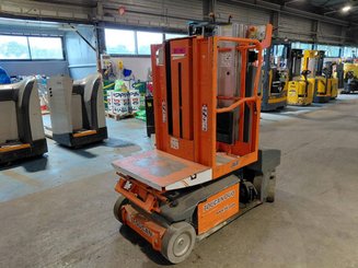 Navicella a gruppo di sollevamento verticale JLG TOUCANDUO