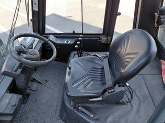 Carrello elevatore frontale a 4 ruote STILL R70-60