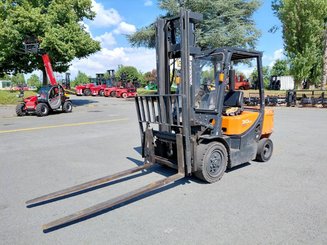 Carrello elevatore frontale a 4 ruote Doosan D30GP - 1