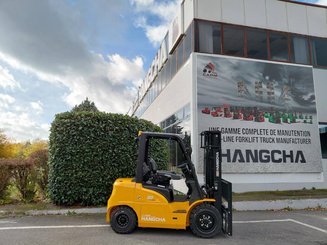 Carrello elevatore frontale a 4 ruote Hangcha XE30Hi ( CPD30-XEY2H2-SI )