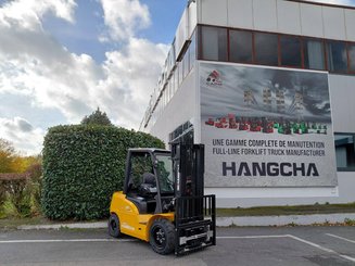 Carrello elevatore frontale a 4 ruote Hangcha XE30Hi ( CPD30-XEY2H2-SI )