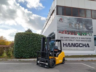 Carrello elevatore frontale a 4 ruote Hangcha XE30Hi ( CPD30-XEY2H2-SI )