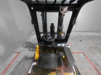 Carrello elevatore frontale a 4 ruote Hangcha XE35i (CPD35-XEY2HA-SI)