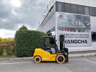 Carrelli elevatori elettrici Hangcha XE40Ci (CPD40-XEXY2-SI)