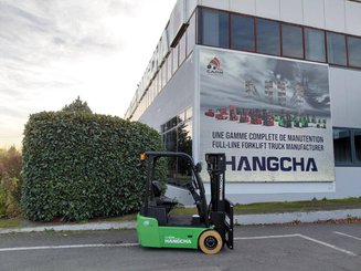 Carrello elevatore frontale a 3 ruote Hangcha X3W15i (CPDS15-XD4-SI)