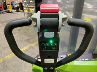 Stoccatori guida in accompagnamento Hangcha CDD15-A2MC2-ISZ - 3